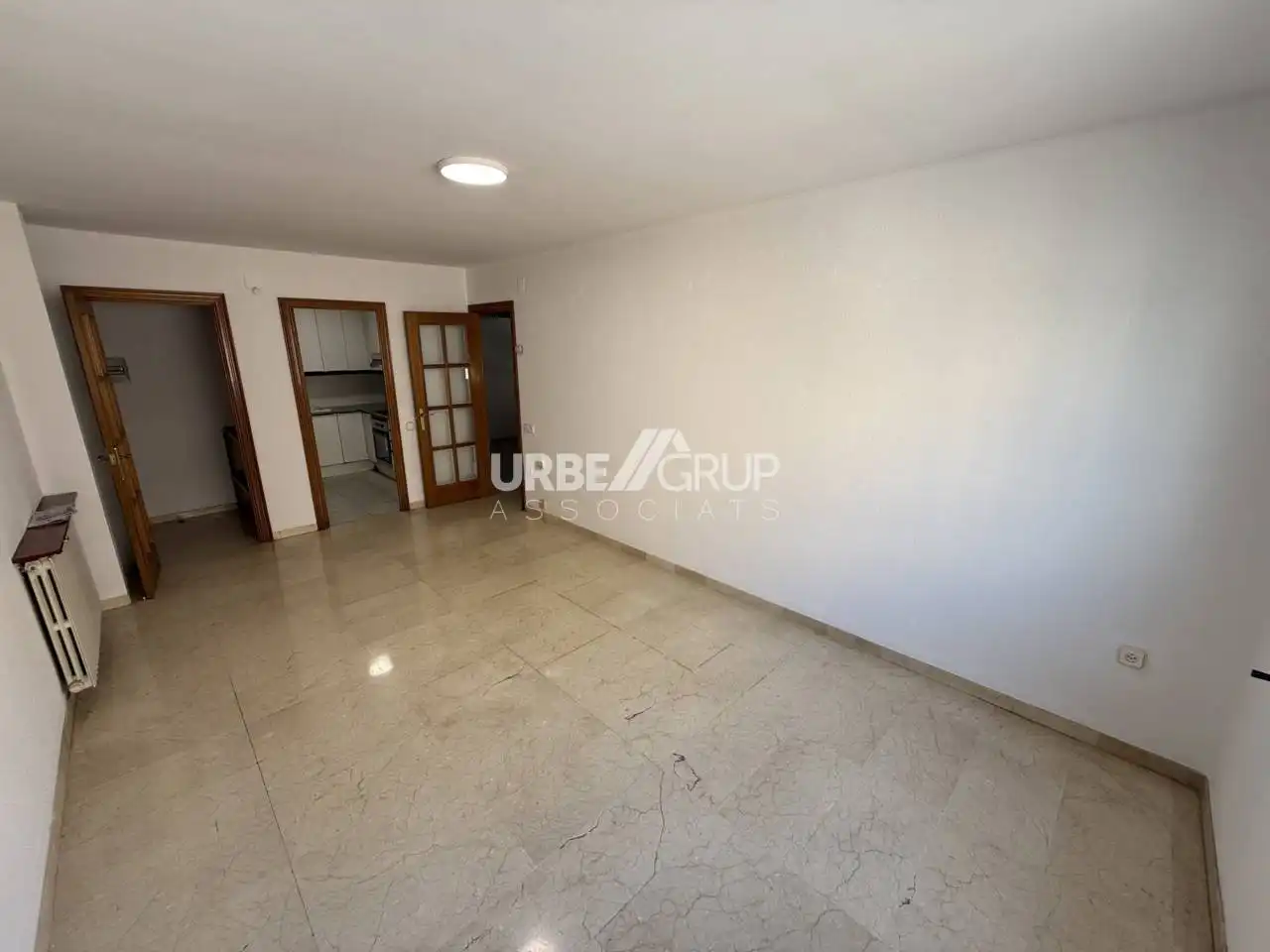 Flat for rent in Calle Doctor Ullés, Ca n'Aurell