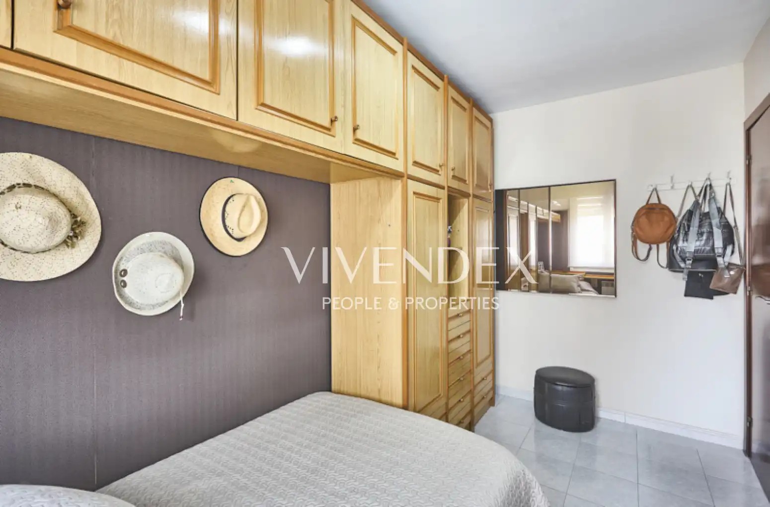 Habitación de Casa adosada en venta en Viladecans con Calefacción, Jardín privado y Terraza