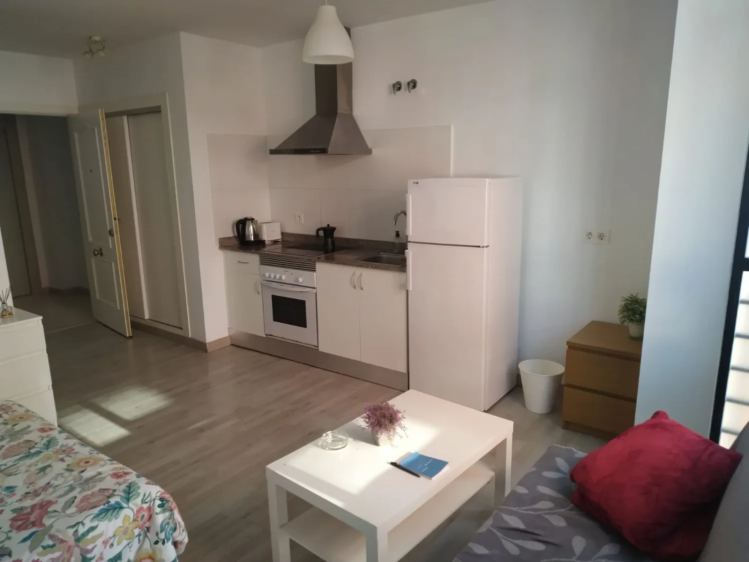 Kitchen of Study to rent in Málaga Capital  with Air Conditioner, Furnished and Oven