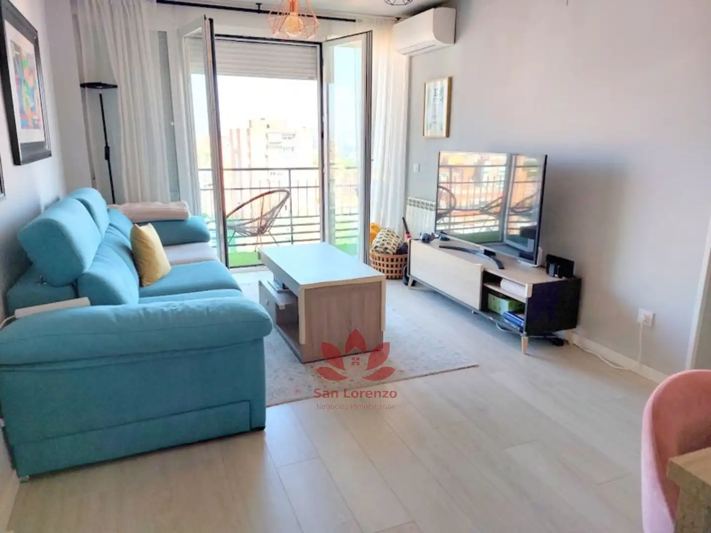 Sala d'estar de Pis en venda en Madrid amb Aire condicionat, Calefacció i Terrassa