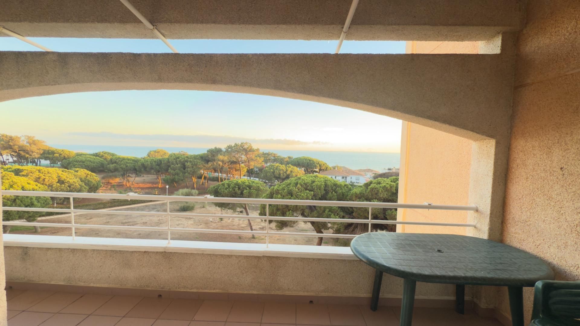 Habitación de Piso en venta en El Portil con Terraza y Piscina comunitaria