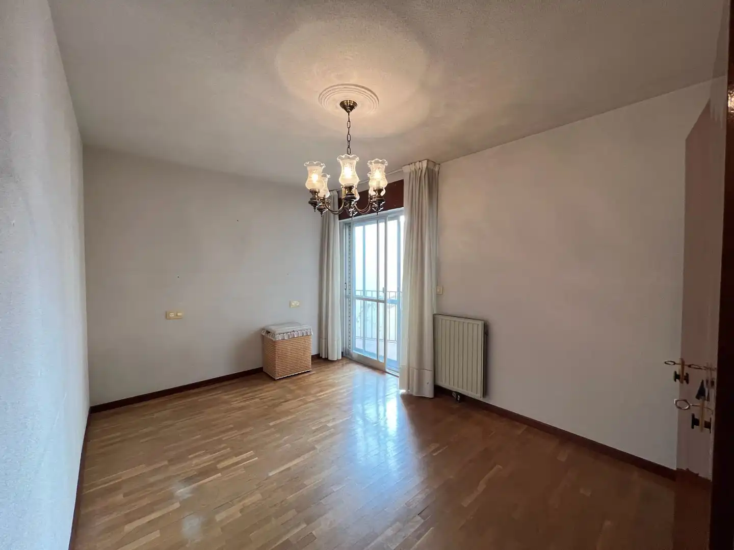 Schlafzimmer von Wohnung zum Verkauf in Benavente mit Heizung, Terrasse und Abstellraum
