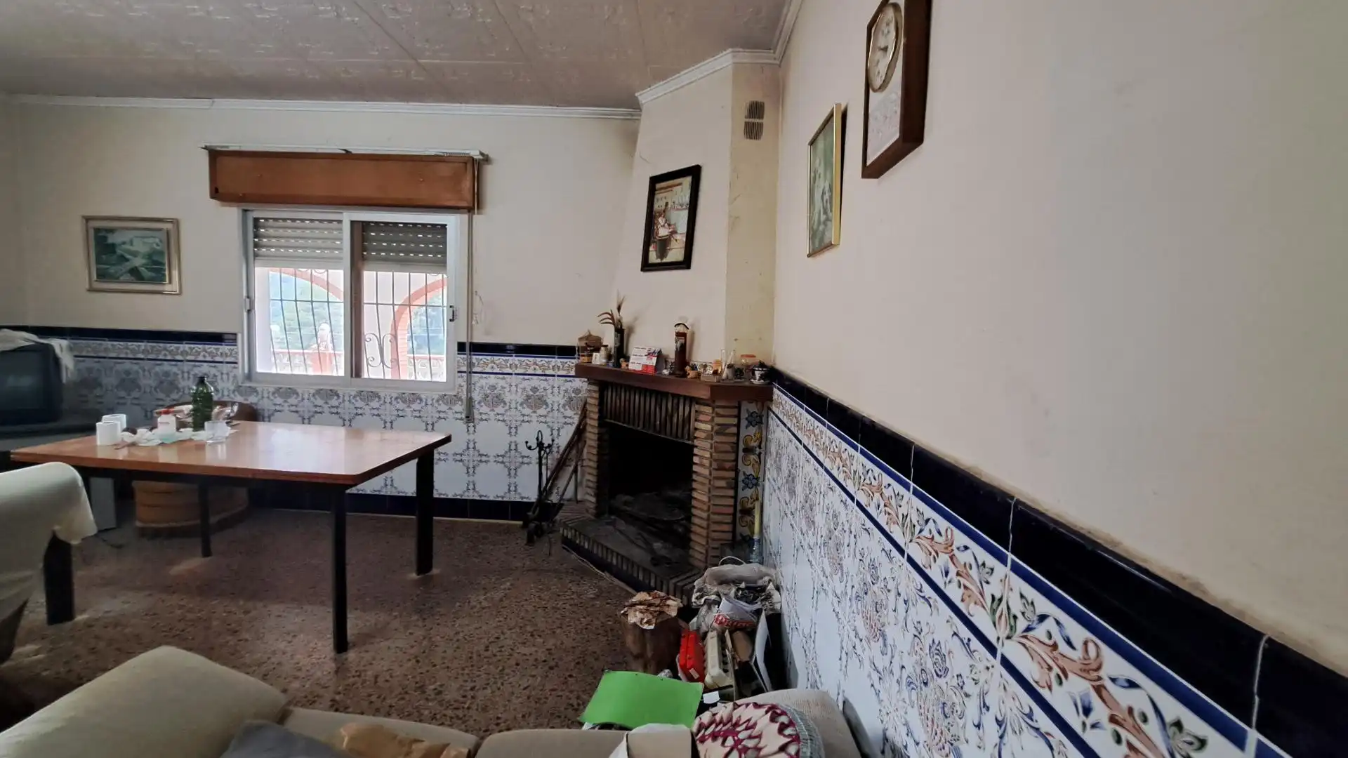 Living room of Houses for sale in Alzira  with Terrace, Storage room and Swimming Pool