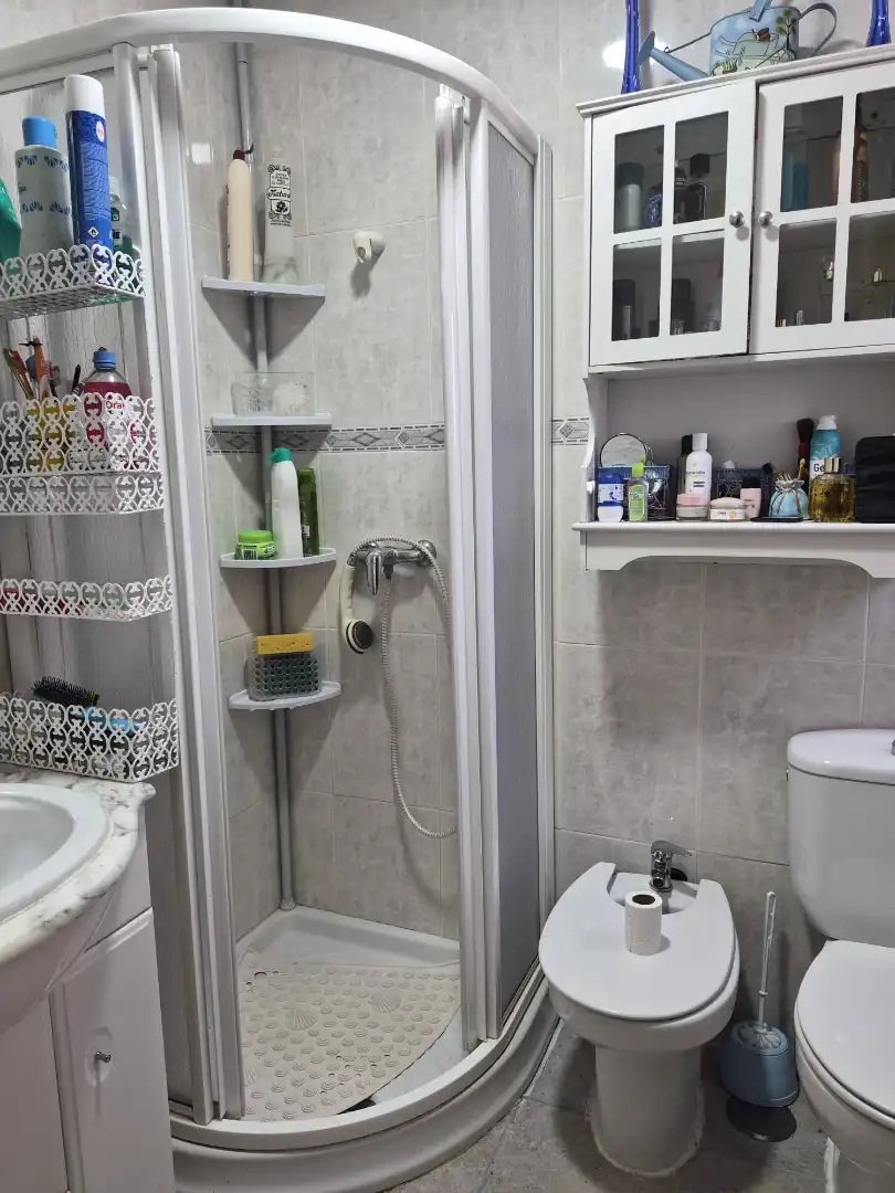 Baño de Casa o chalet en venta en Albares con Calefacción, Jardín privado y Piscina