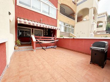 Villa con piscina in vendita a Orihuela Costa