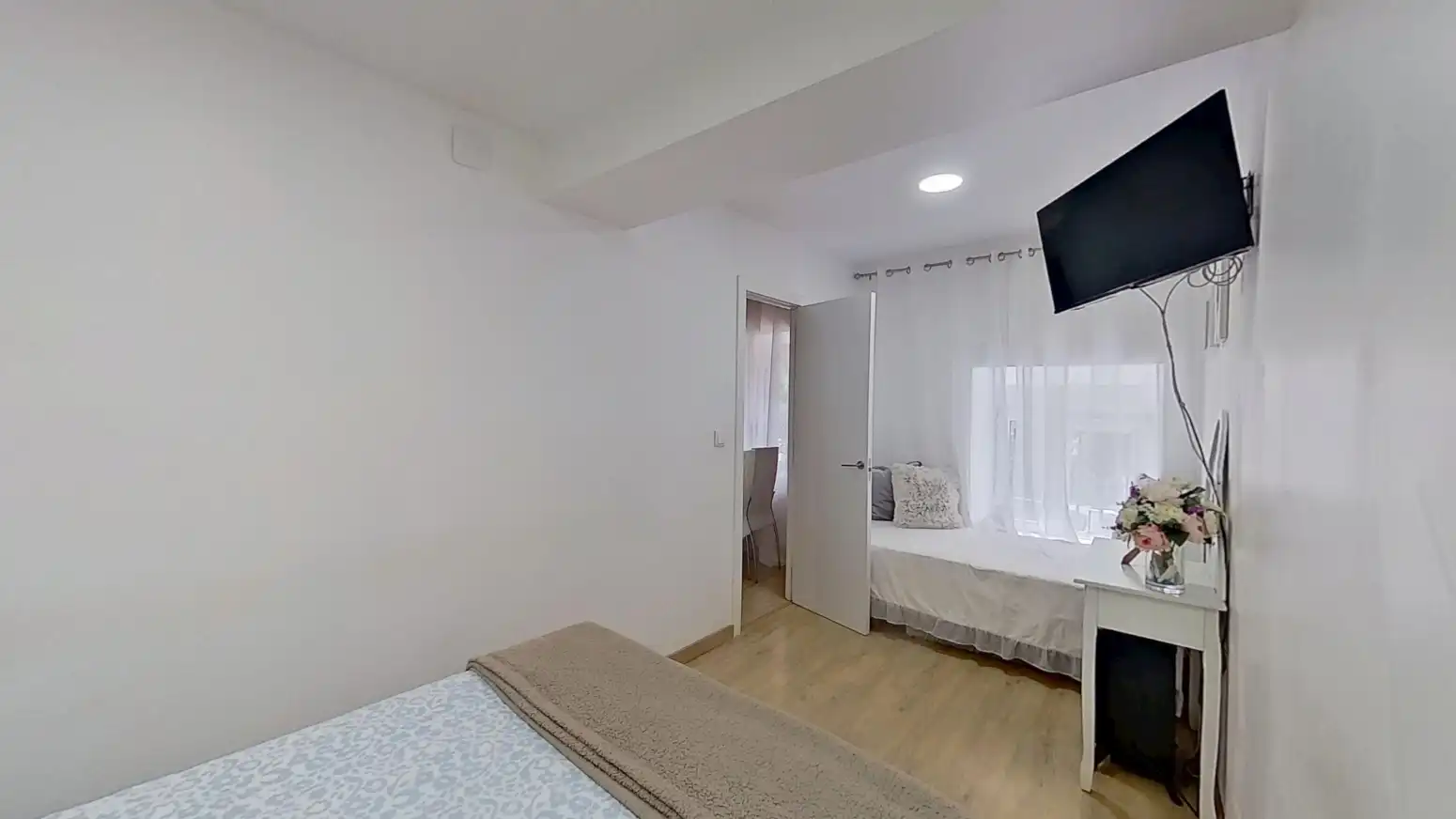 Bedroom of Flat for sale in Santander  with Heating