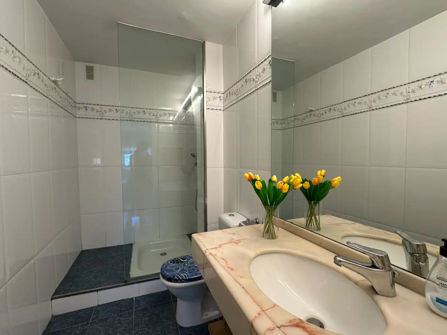 Baño de Piso en venta en Lleida con Calefacción, Parquet y Amueblado