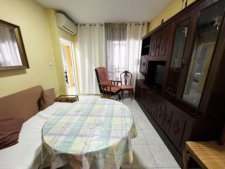 Pis de lloguer a Calle Cordovín, Ambroz