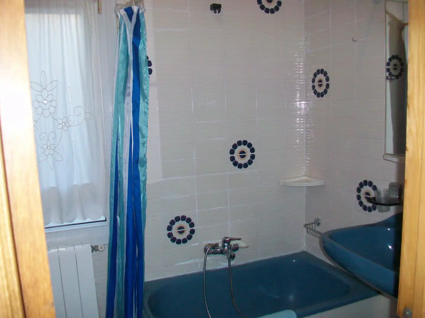 Baño de Piso de alquiler en Santander con Calefacción y Amueblado