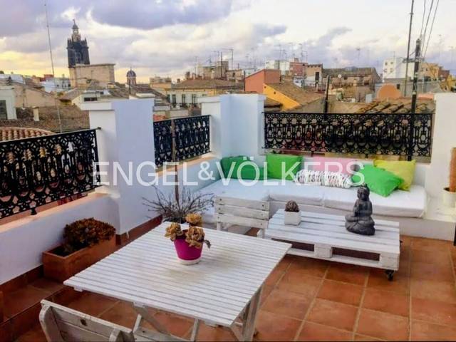 Apartamento en Alquiler en Plaça de l'Àngel en El Carme