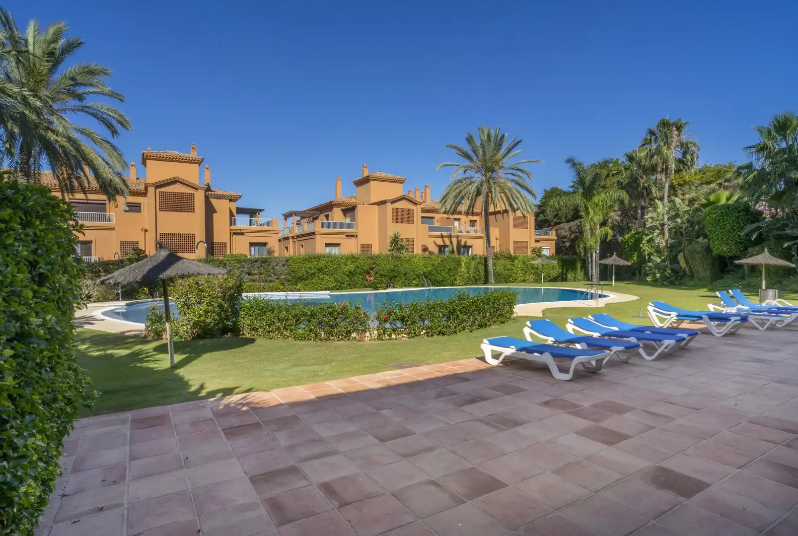Jardín de Apartamento en venta en Estepona con Aire acondicionado, Calefacción y Terraza