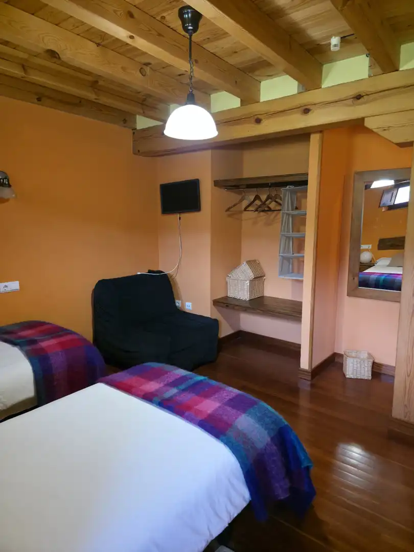 Casa o xalet en venda a San Martín y Perapertú - CALLE MAYOR, San Cebrián de Mudá