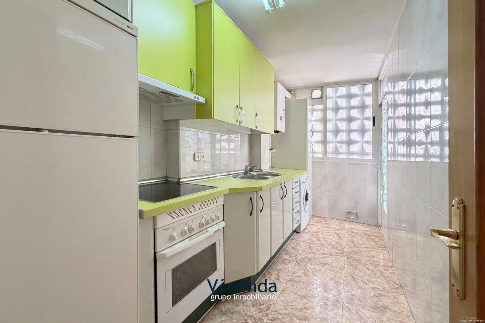 Wohnung mit Aufzug zum Verkauf in Calle Calle Villaamil