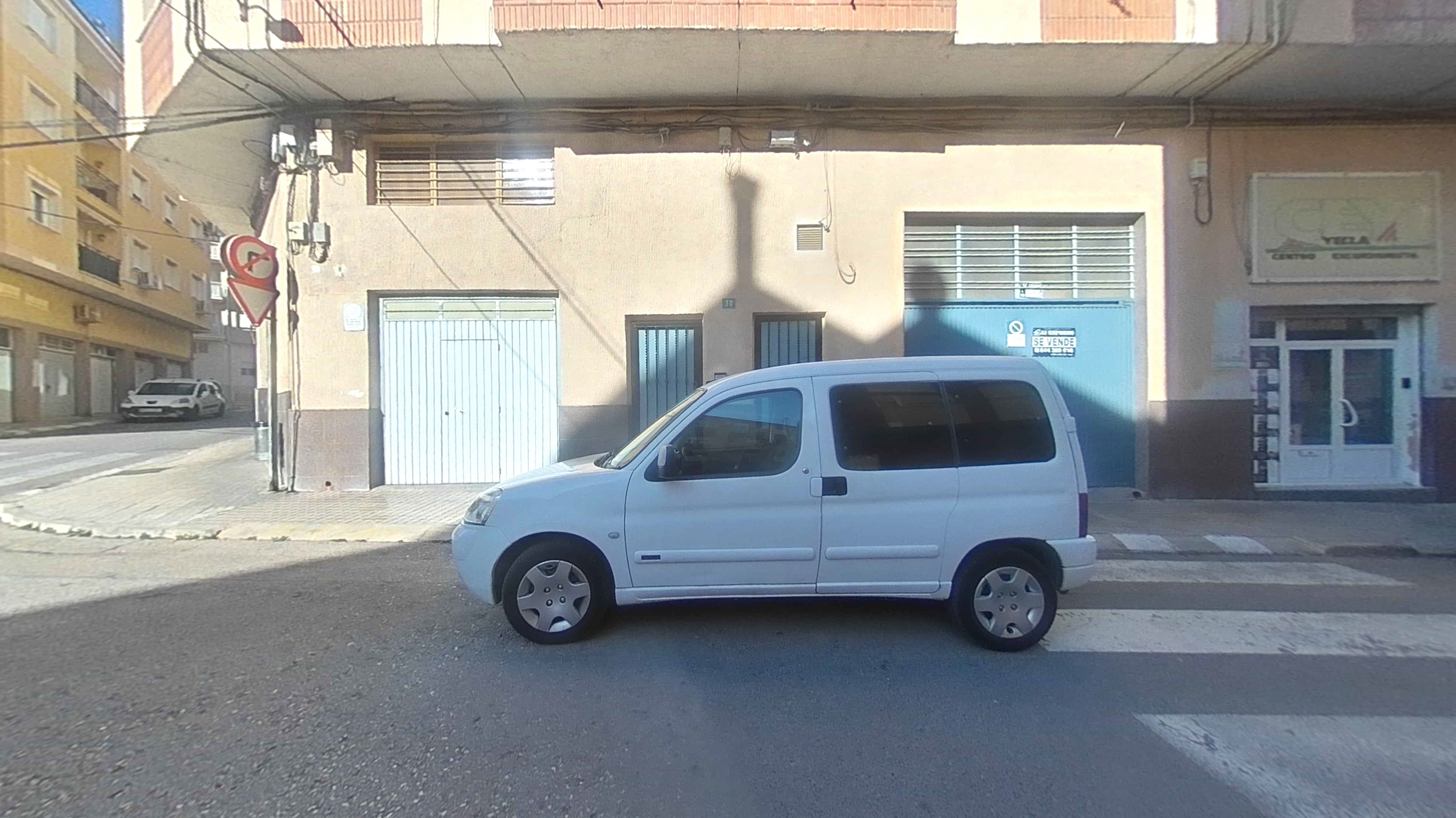 Aparcament de Apartament en venda en Yecla amb Traster