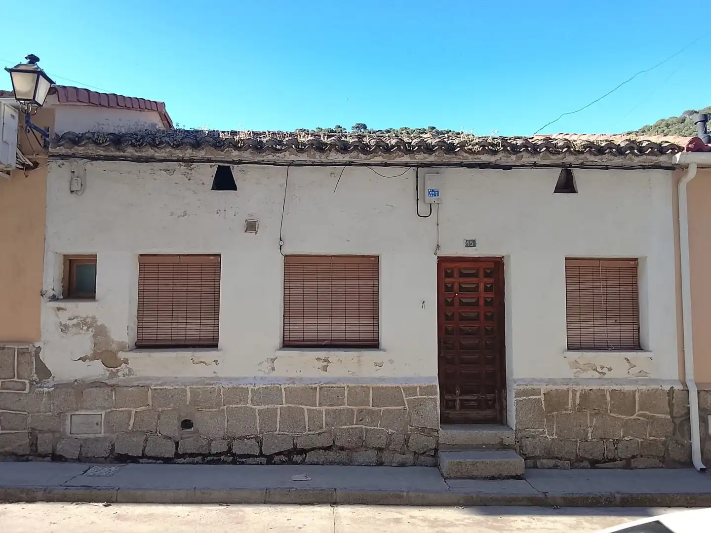 Außenansicht von Einfamilien-Reihenhaus zum Verkauf in El Hoyo de Pinares 