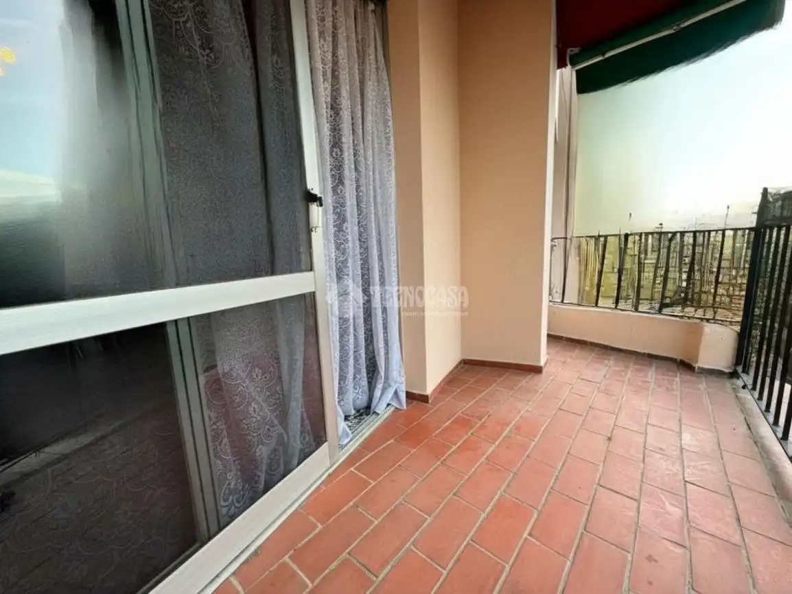 Terraza de Piso en venta en Fuengirola con Balcón