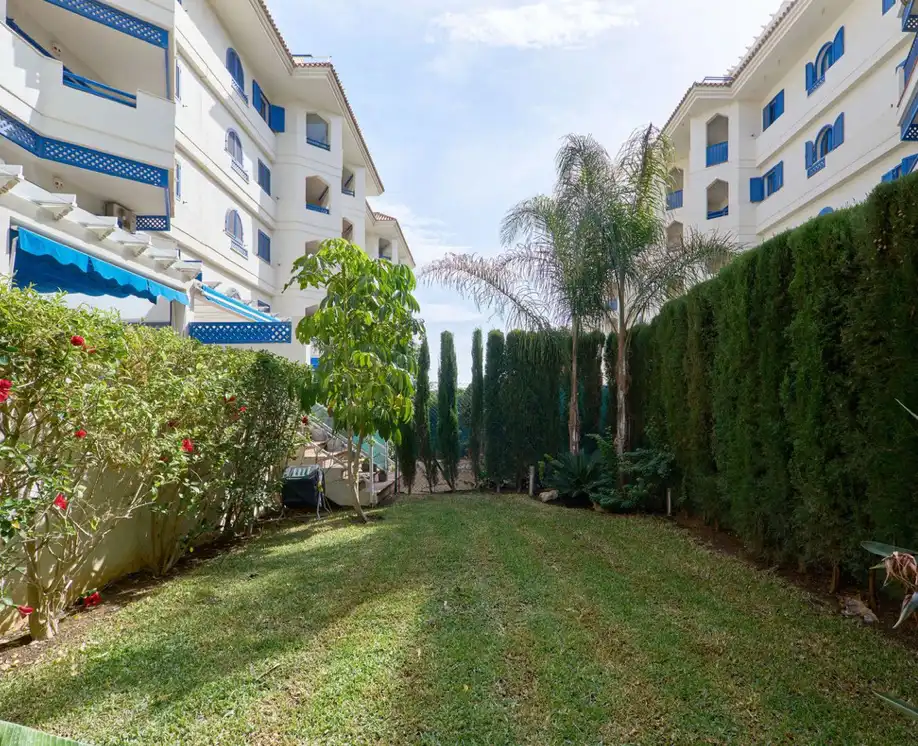 Piso con piscina en venta en San Luis de Sabinillas, imagen 29