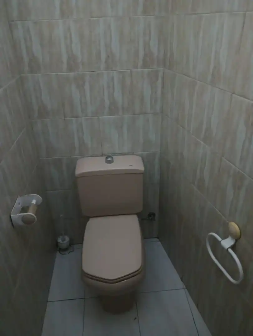 Baño de Piso en venta en O Barco de Valdeorras   con Calefacción, Trastero y Horno