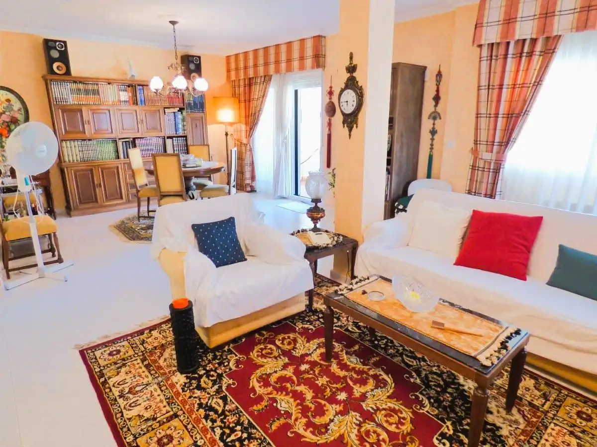 Sala de estar de Casa adosada en venta en Benidorm con Aire acondicionado y Internet