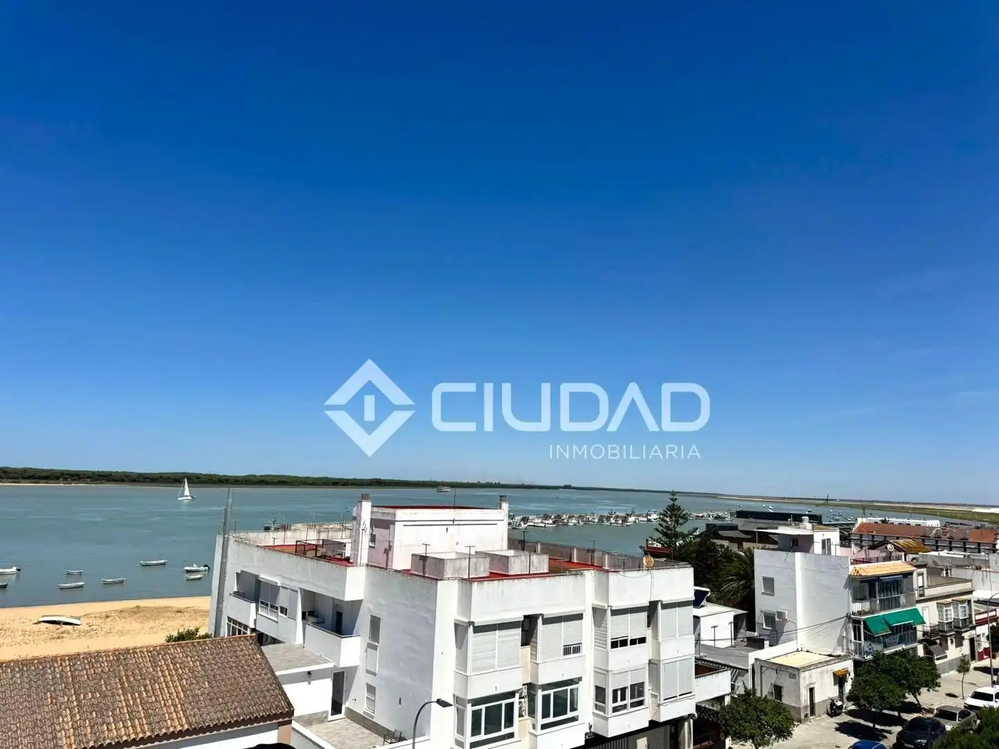 Vista exterior de Piso en venta en Sanlúcar de Barrameda con Aire acondicionado y Amueblado