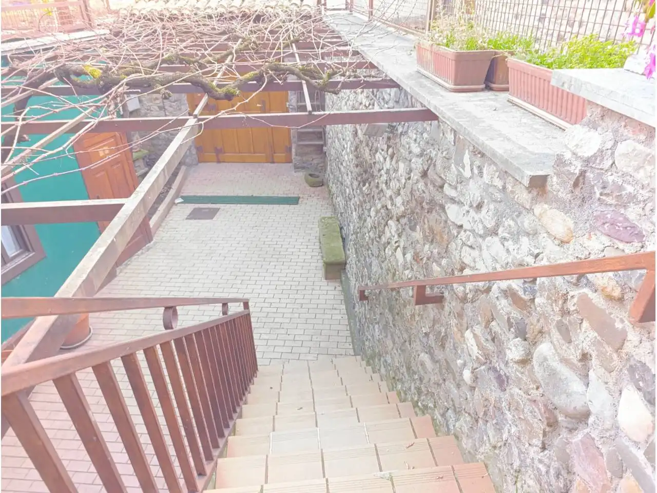 Einfamilien-Reihenhaus zum Verkauf in Lena mit Heizung, Terrasse und Möbliert