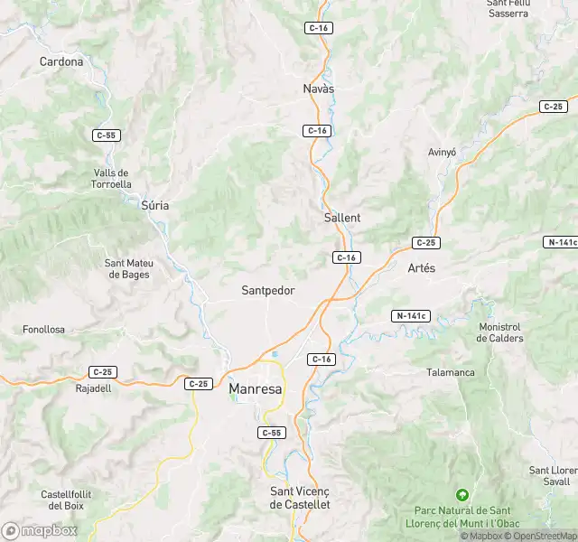 Außenansicht von Fabrikhallen zum Verkauf in Santpedor