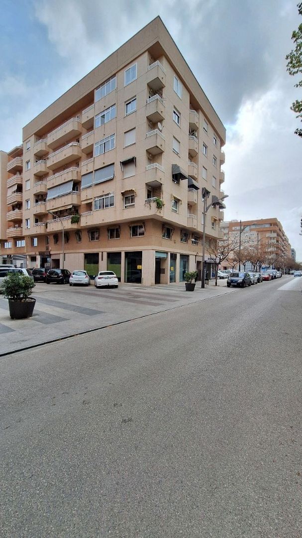 Vista exterior de Oficina en venta en Oliva con Aire acondicionado, Calefacción y Terraza