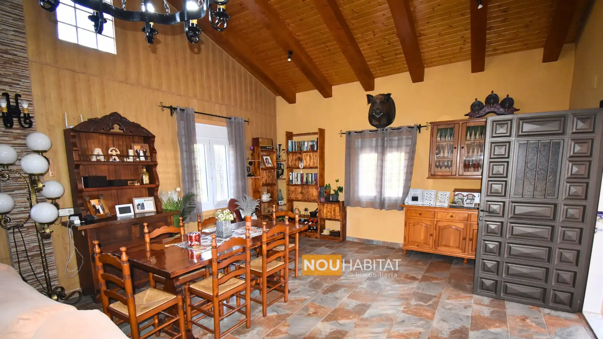 Villa mit Pool zum Verkauf in Montroi / Montroy, imagen 17