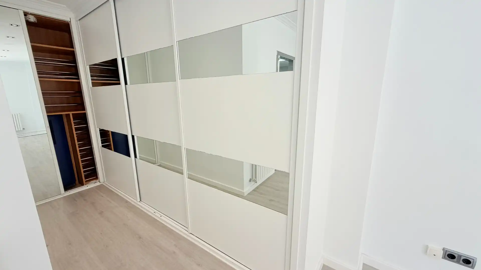 Bedroom of Flat for rent in  Palma de Mallorca  with Air Conditioner, Terrace and Oven