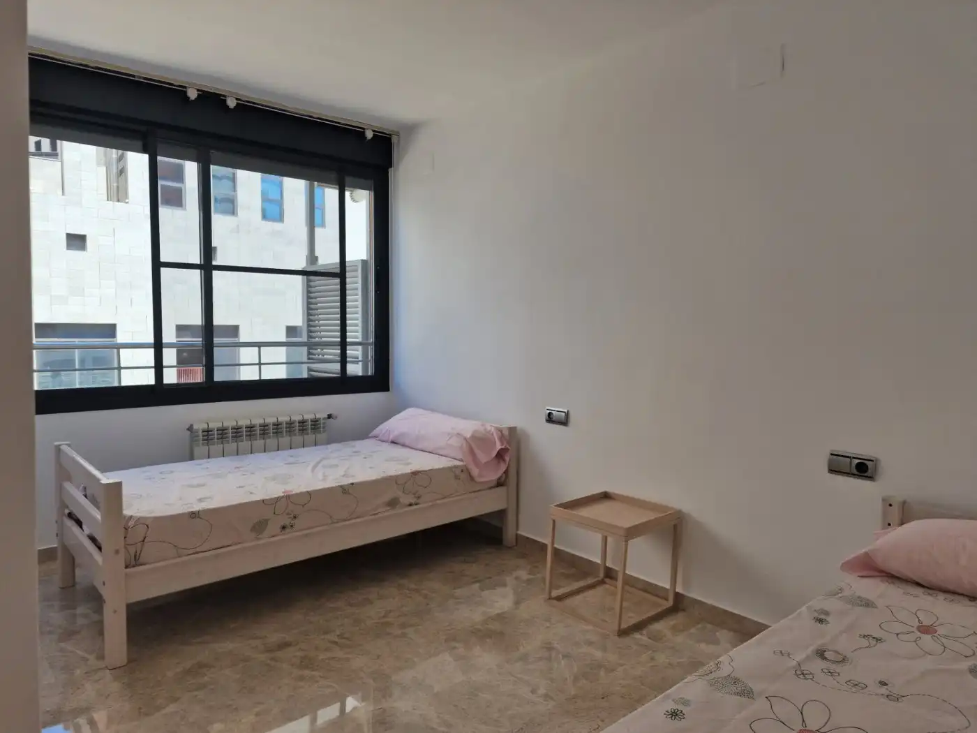 Flat for rent in Paseo Albereda, Penya - Roja - Avda. Francia