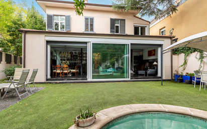 Jardí de Casa o xalet en venda en  Madrid Capital amb Aire condicionat, Calefacció i Jardí privat