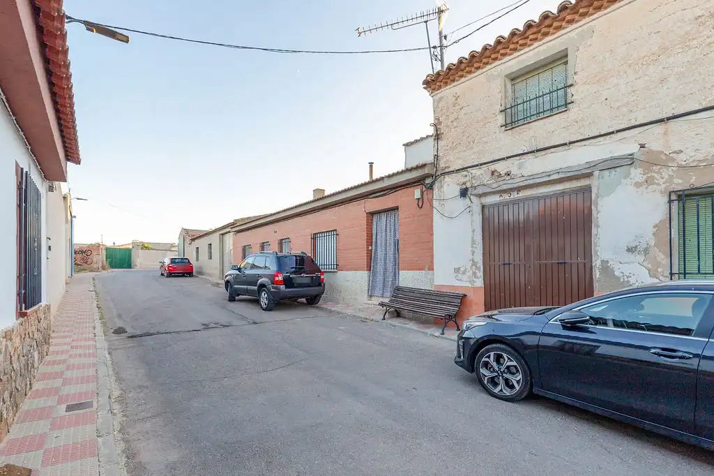 Vista exterior de Casa o chalet en venta en Orgaz