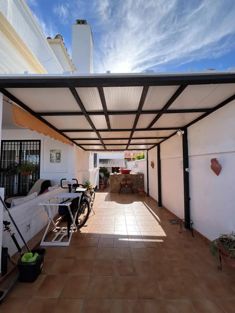 Villa mit Pool zum Verkauf in Calle MIGUEL DE MOLINA, imagen 5