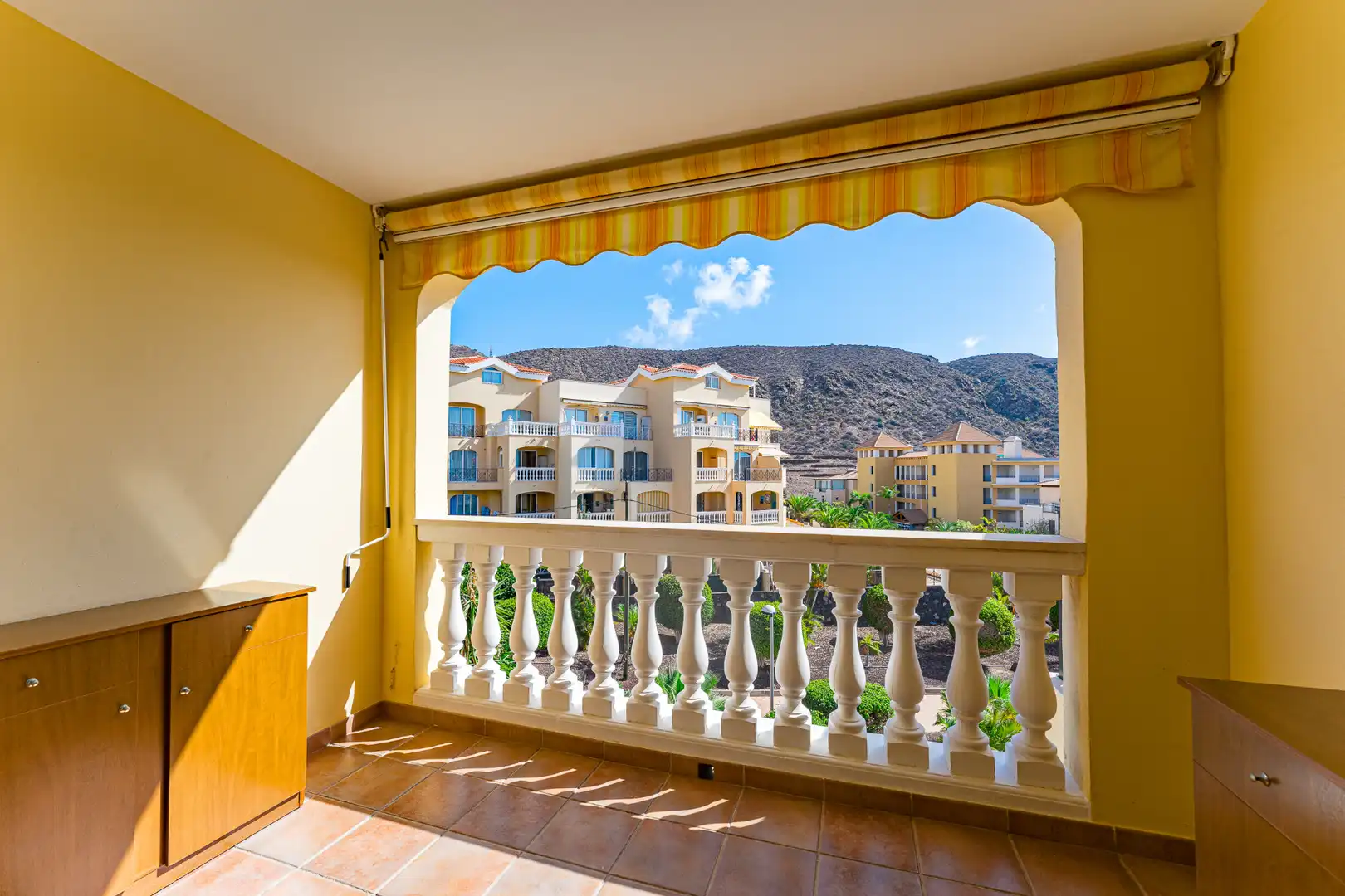 Apartament amb terrassa en venda a Calle Falúa 45, imagen 12