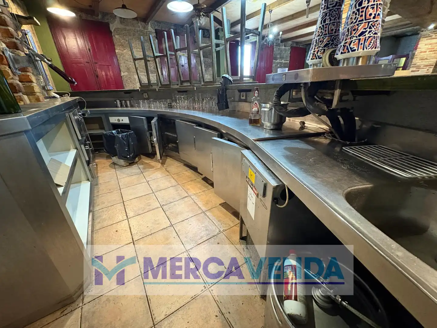 Cocina de Local de alquiler en Covelo con Terraza y Amueblado