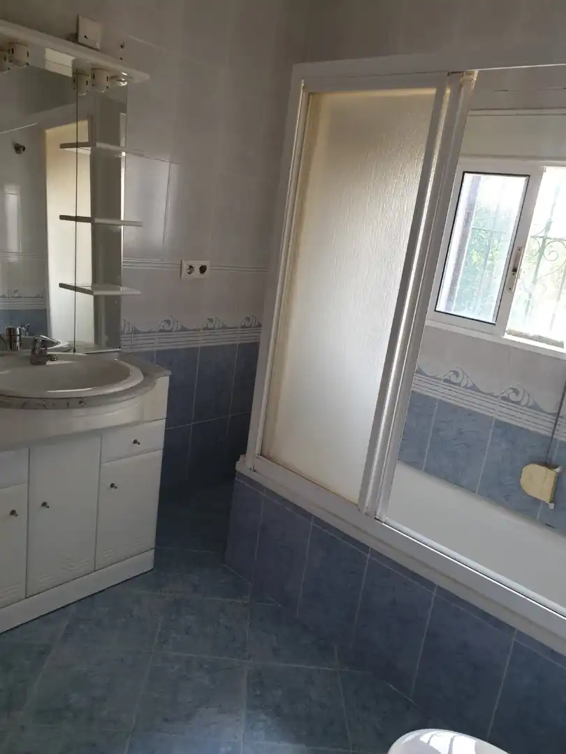 House for sale in Lora del Río, imagen 11