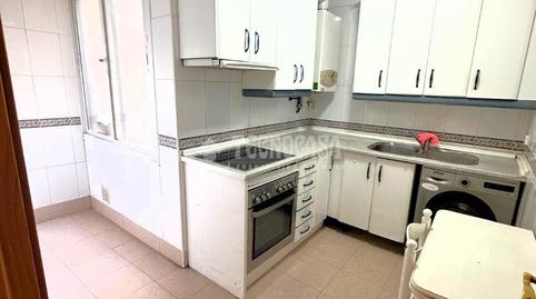 Foto 3 de Piso en venta en Reyes, Parla