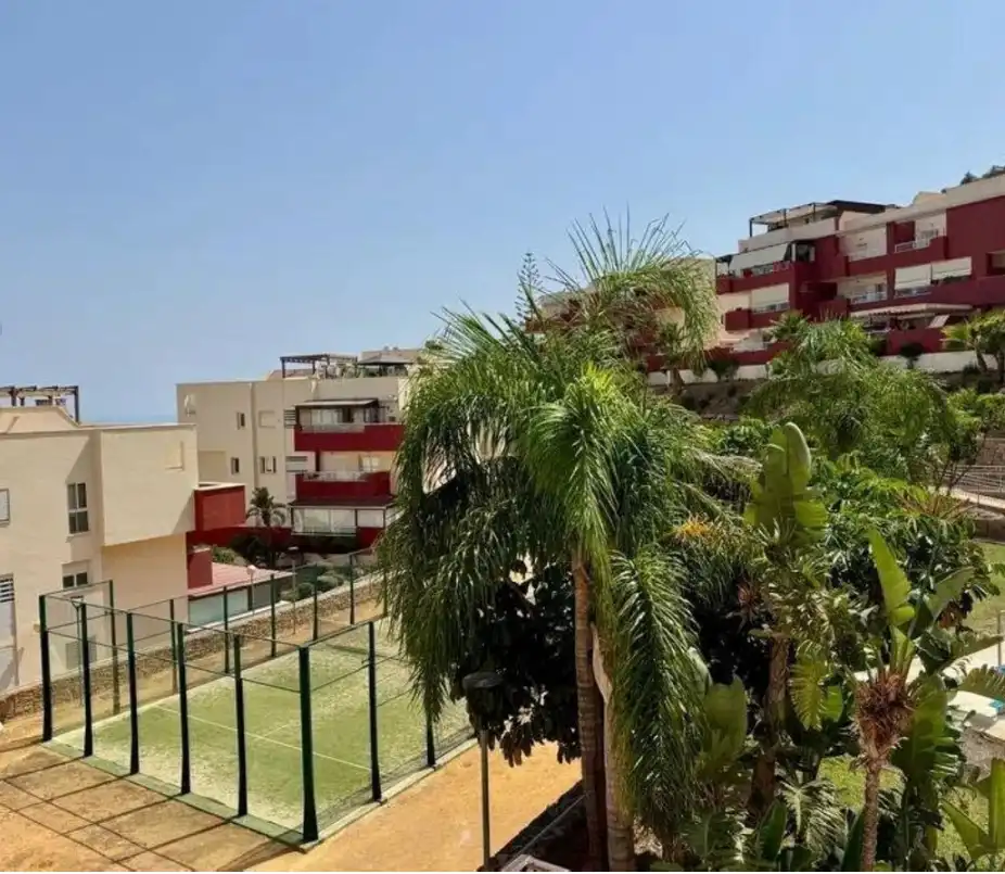 Piso con piscina en venta en Arroyo de la Miel, imagen 2