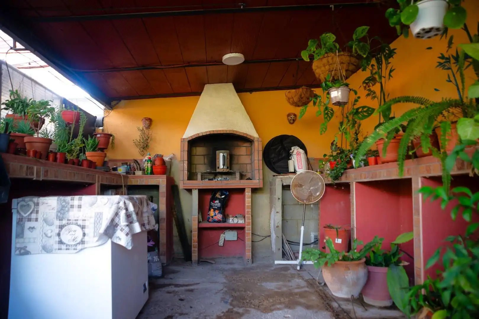 Cocina de Casa o chalet en venta en Pilas con Jardín privado y Piscina