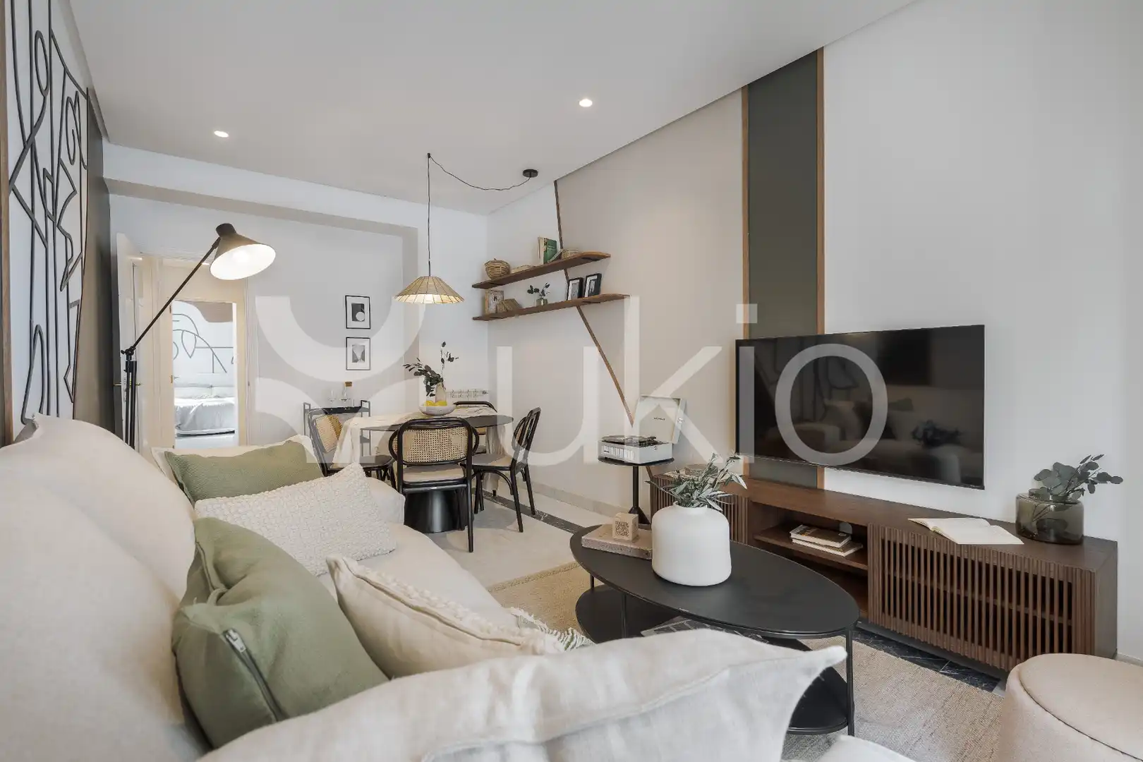 Sala de estar de Apartamento de alquiler en Madrid con Aire acondicionado, Calefacción y Amueblado