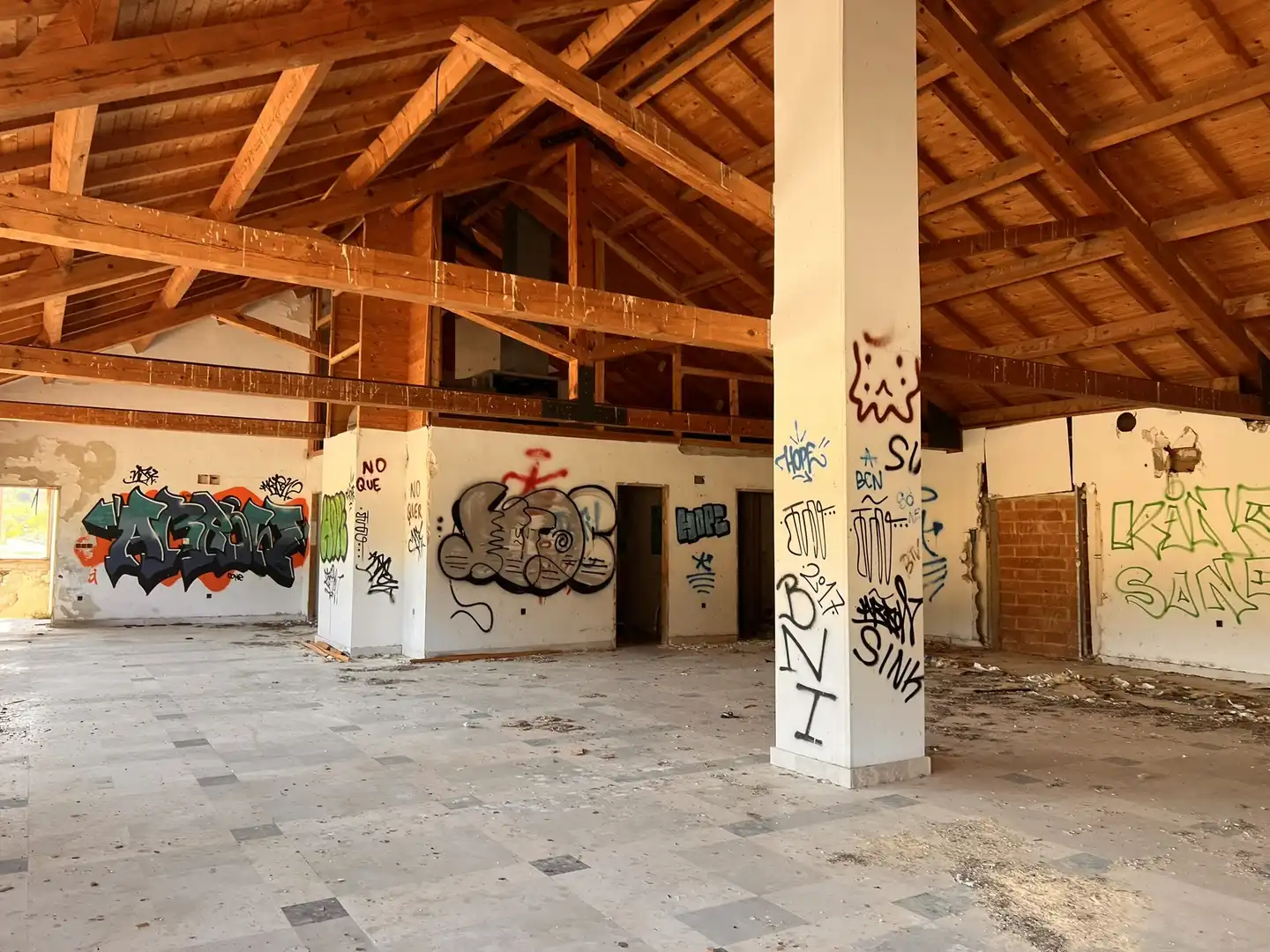Buildings for sale in C/ Extrarradio , Castrillo de Duero