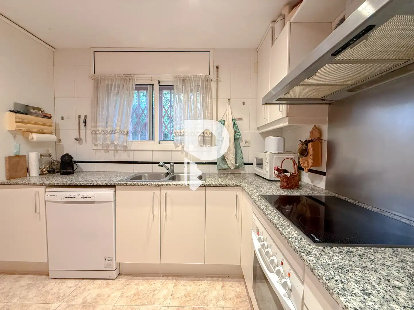 Casa amb terrassa en venda a Vallirana, imagen 45