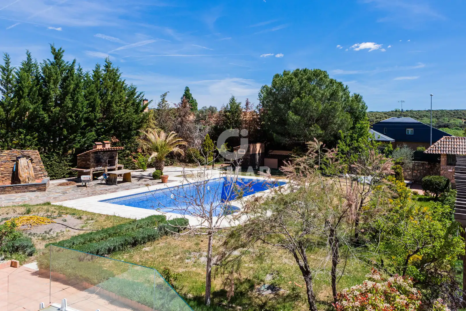 Jardín de Casa o chalet en venta en El Escorial con Calefacción, Jardín privado y Piscina