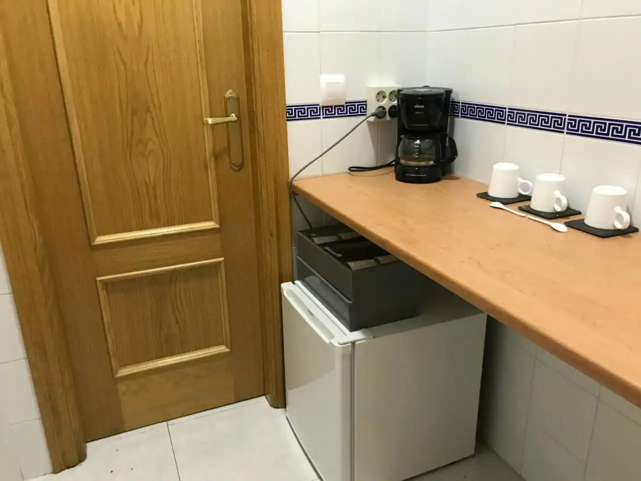 Kitchen of Commercial properties for rent in Toledo  with Air Conditioner