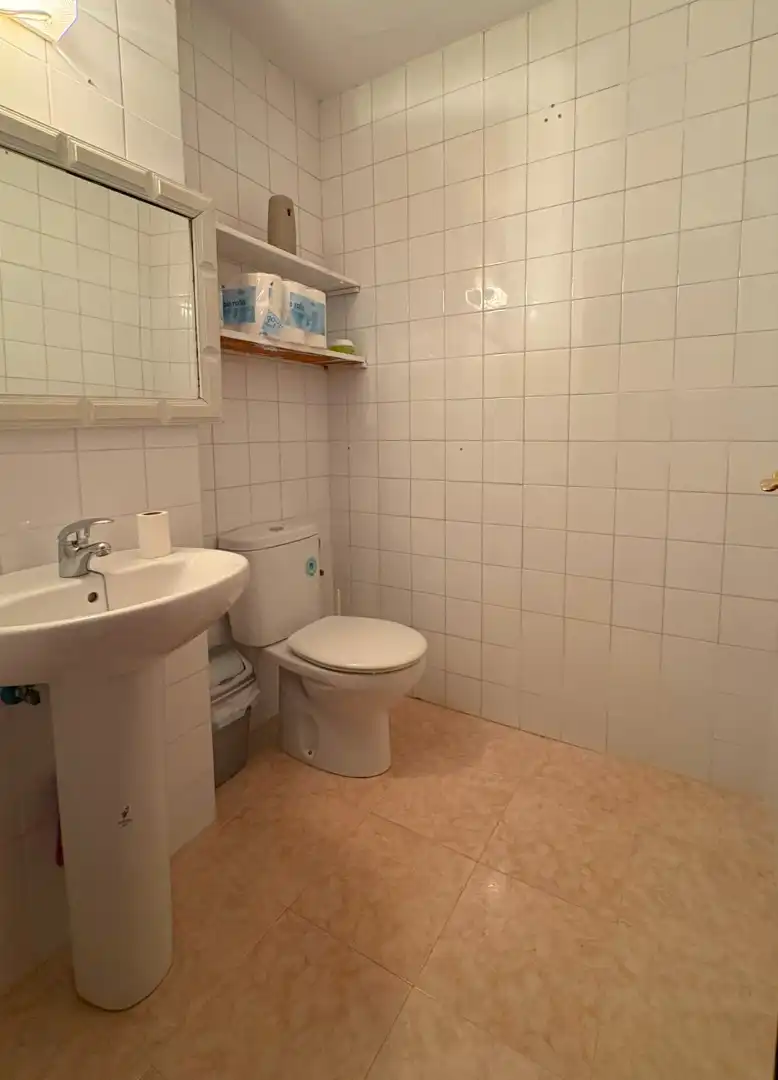 Bathroom of Flat for rent in Chipiona  with Terrace, Furnished and Washing machine