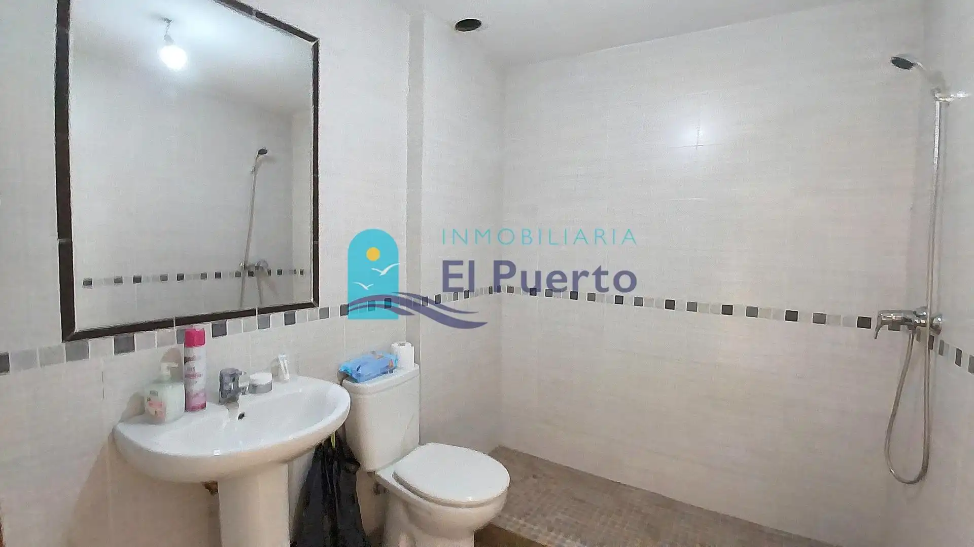 Baño de Ático en venta en Mazarrón con Terraza y Alarma