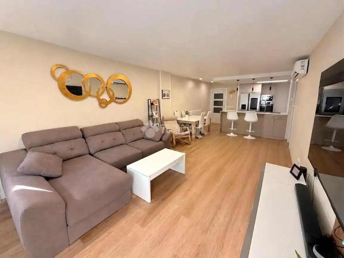 Living room of Flat for sale in Leganés  with Air Conditioner, Heating and Terrace