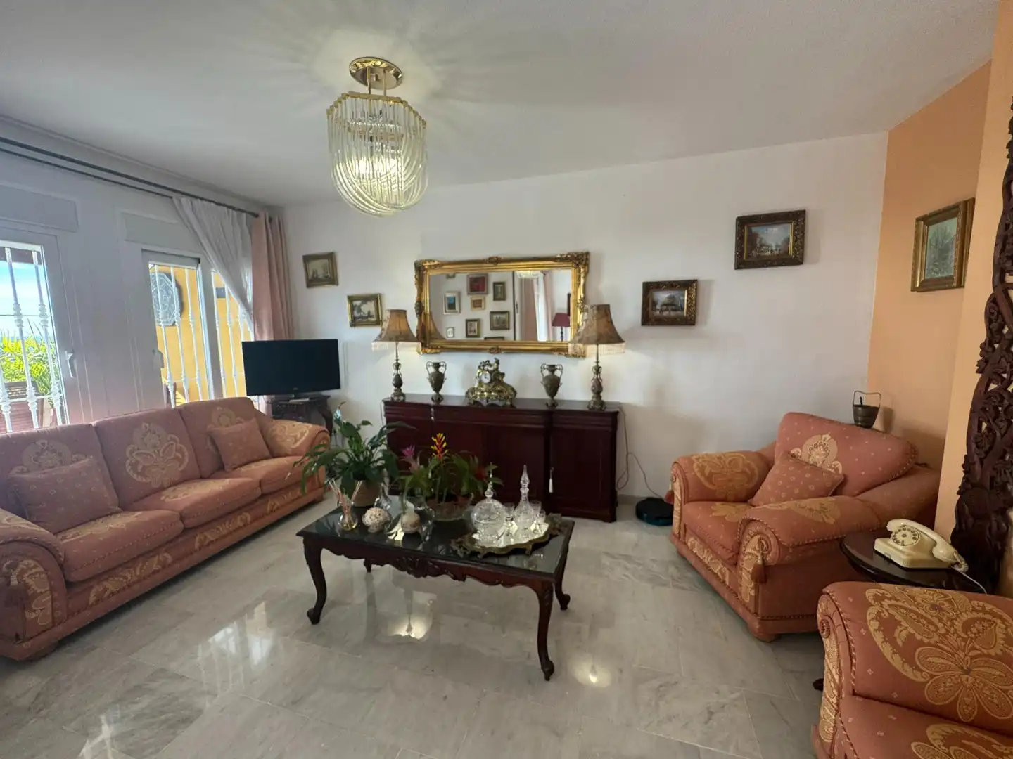 Sala de estar de Casa adosada en venta en Rincón de la Victoria con Aire acondicionado, Calefacción y Jardín privado