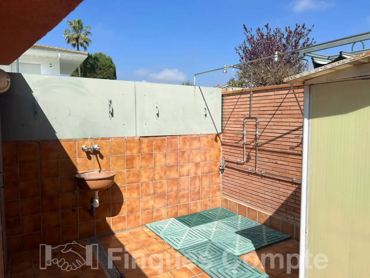 Houses for sale in Calle Montblanc, Roda de Berà