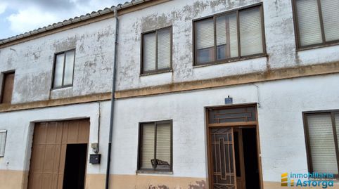 Foto 2 de Casa o xalet en venda a Calle Cantarranas, Valderrey, León